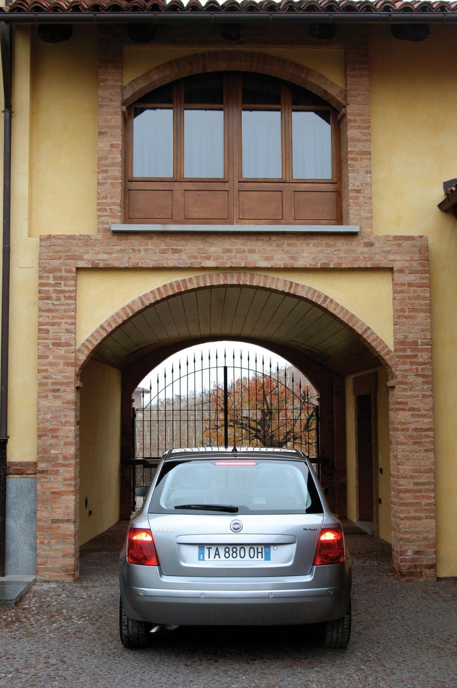  Fiat Stilo 2002 года  (фото 78 из 177)